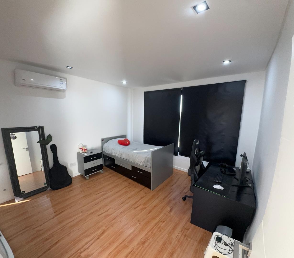 Foto de CASA 5 AMBIENTES EN VENTA PRESIDENTE PERON BARRIO LA ALAMEDA, imagen 3