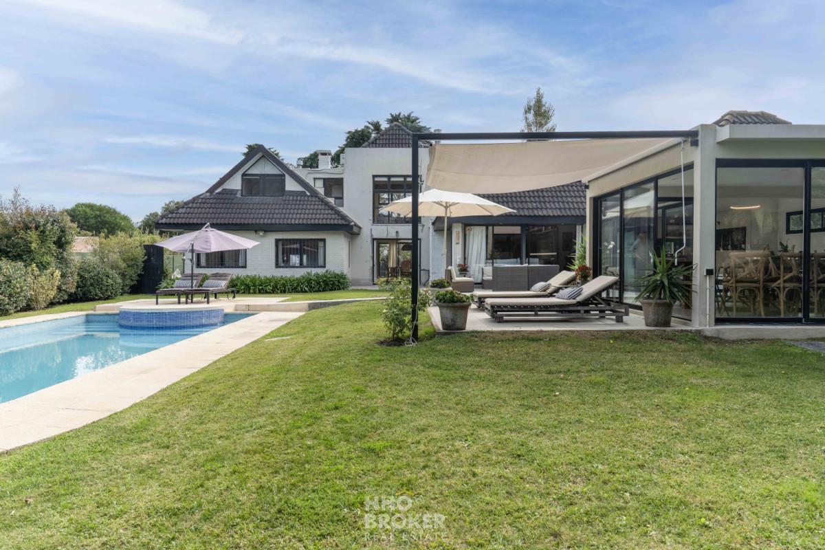 Foto de CASA A LA VENTA. 5 DORMITORIOS BEVERLY HILLS. PUNTA DEL ESTE., imagen 5