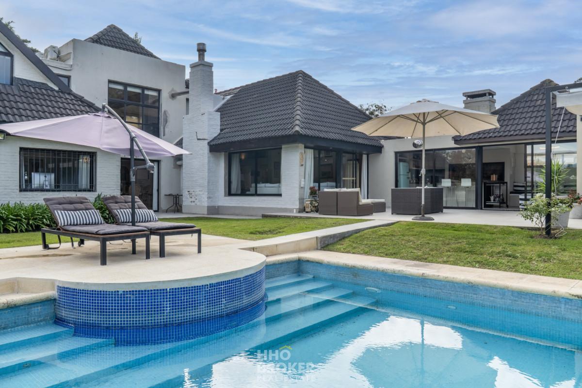 Foto de CASA A LA VENTA. 5 DORMITORIOS BEVERLY HILLS. PUNTA DEL ESTE., imagen 4
