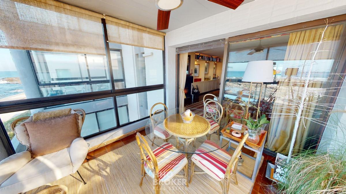 Foto de DEPARTAMENTO EN VENTA. FRENTE AL MAR. PENINSULA. PUNTA DEL ESTE., imagen 5