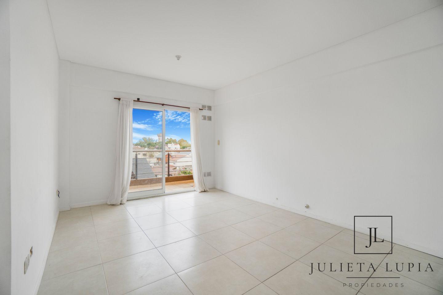 Foto de Dpto. 2 Amb., en Venta, El Palomar, imagen 2