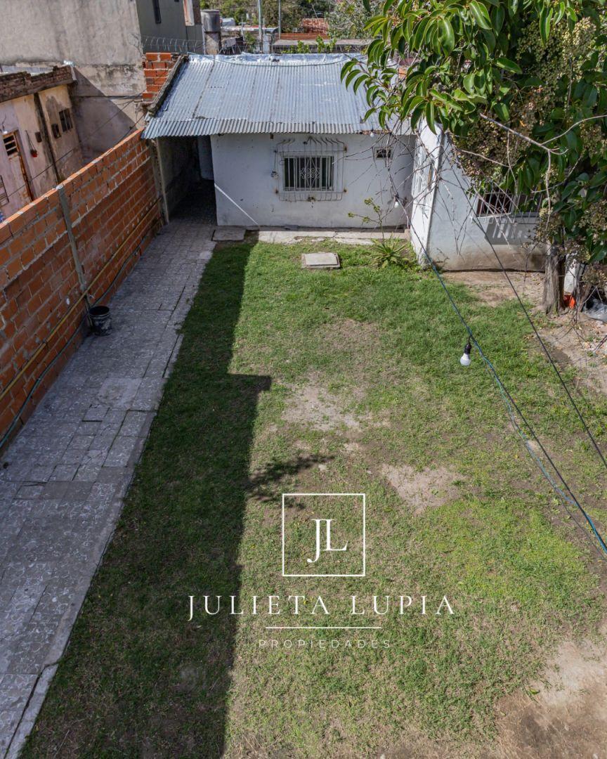 Foto de Venta PH con 2 viviendas, jardín y terraza Ideal multifamiliar o, imagen 2
