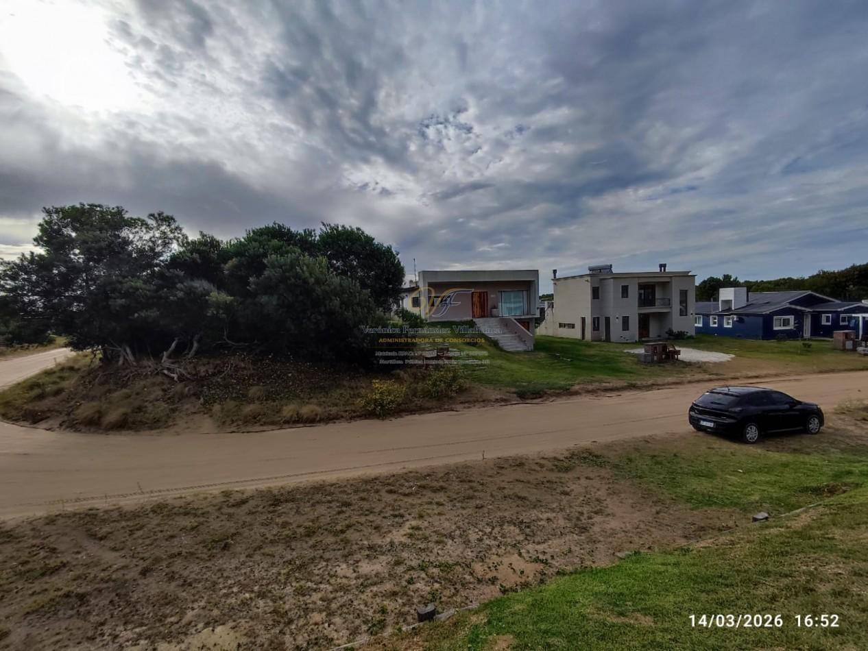 Foto de LOTE COSTA ESMERALDA SENDEROS 4 LOTE 361 ESQUINA ARBOLADA, imagen 2