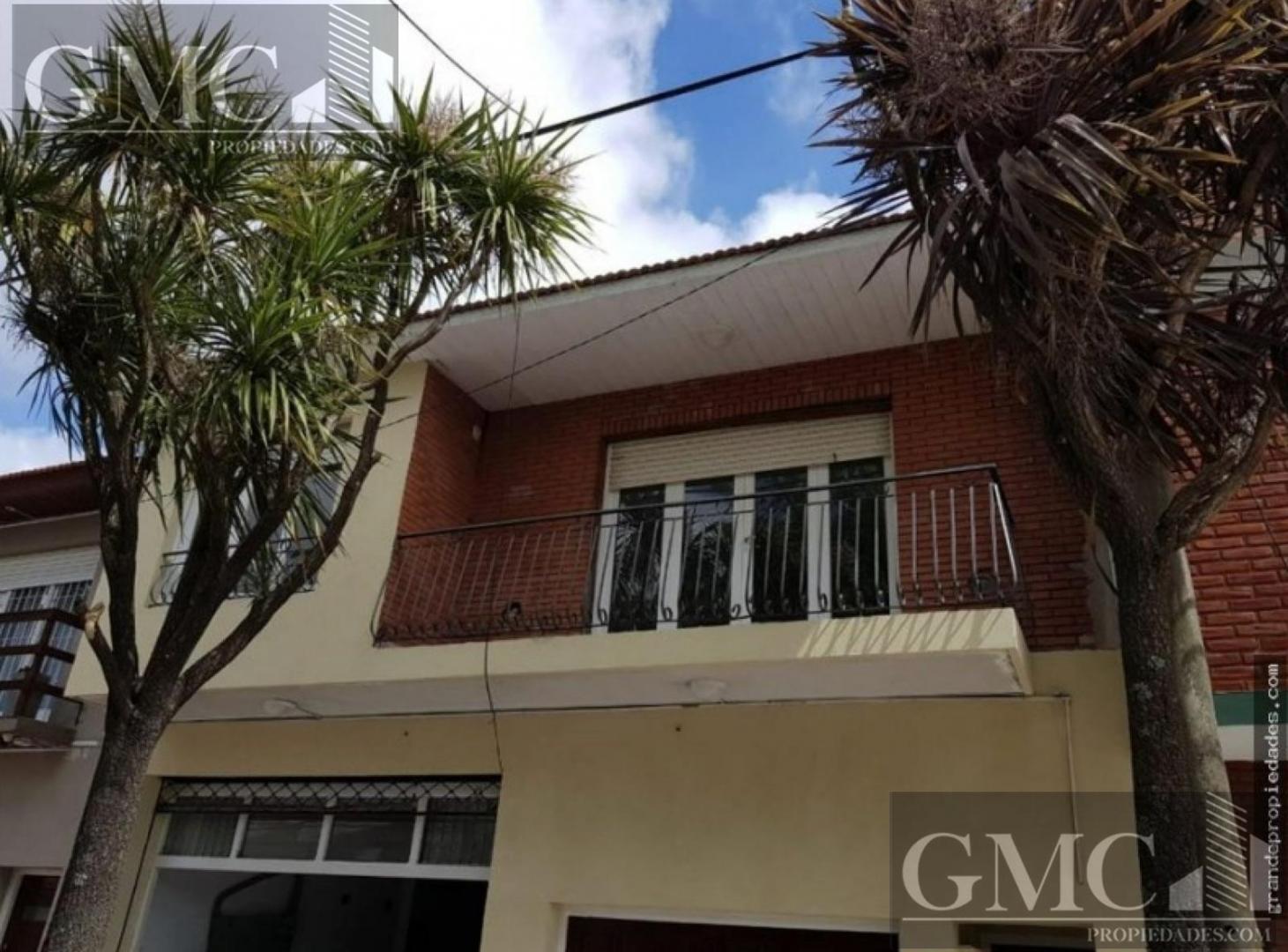 Foto de VENTA - PH de 1 ambiente en barrio Chauvin, imagen 2