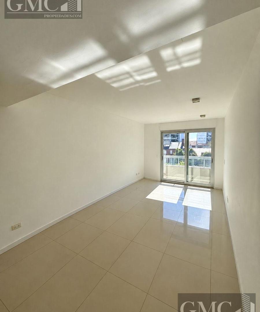 Foto de Departamento 2 ambientes con cochera guemes, imagen 2