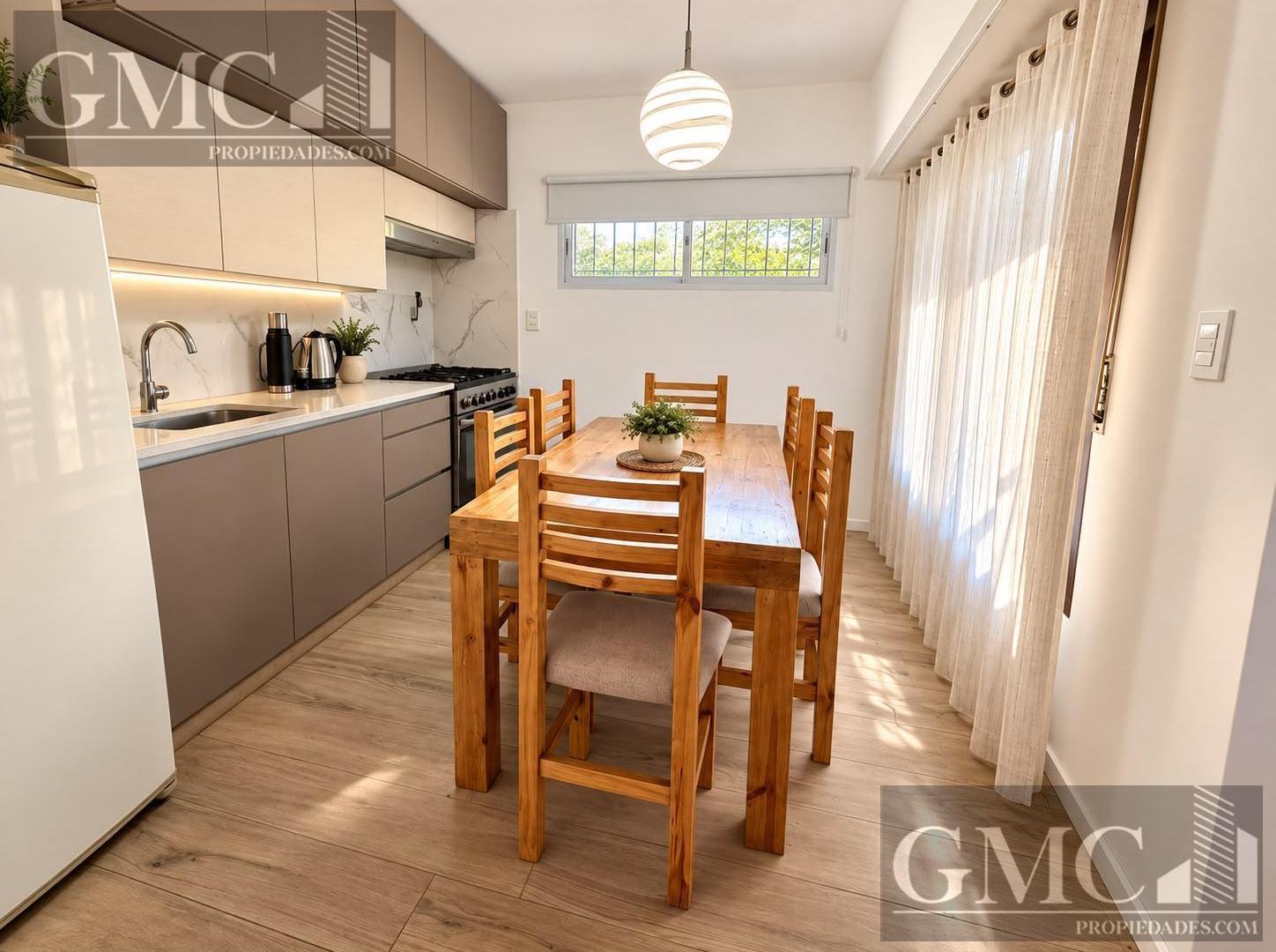 Foto de Casa 4 ambientes con parque a cuadras del mar, imagen 4
