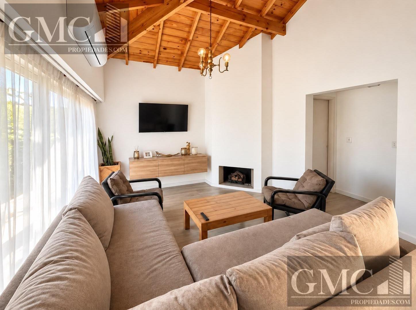 Foto de Casa 4 ambientes con parque a cuadras del mar, imagen 3