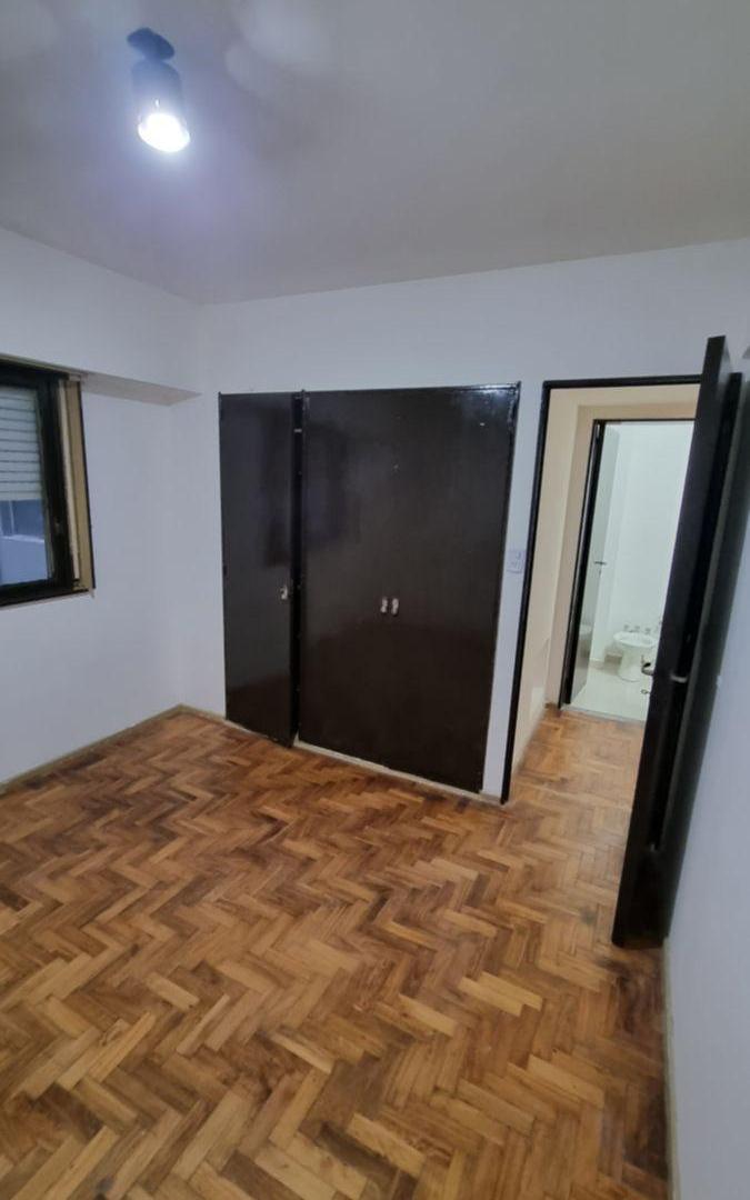 Foto de RECIÉN PINTADO Y LISTO PARA MUDARTE! 2 AMBIENTES CON COCINA Y LAVADERO, imagen 3