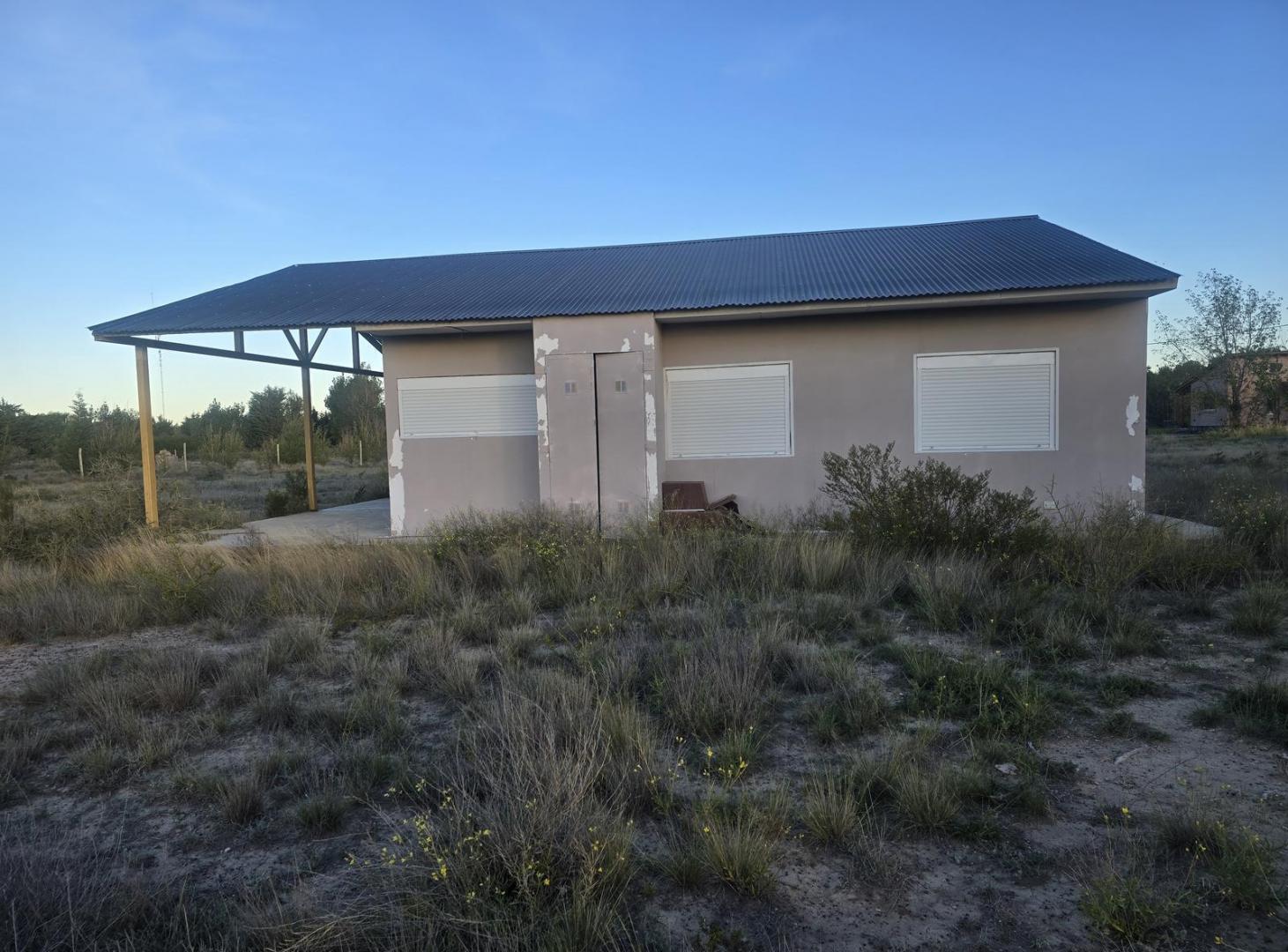 Foto de Oportunidad, unica casa a estrenar (amplio Lote), imagen 2