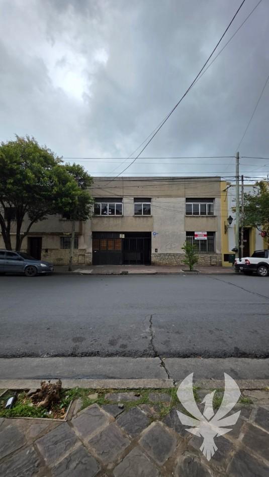 Foto de VENTA - CASA DE 5 AMBIENTES EN MACROCENTRO DE SALTA, imagen 2