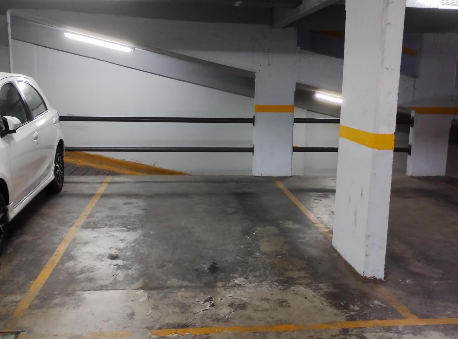 Foto de Cochera planta baja, imagen 1