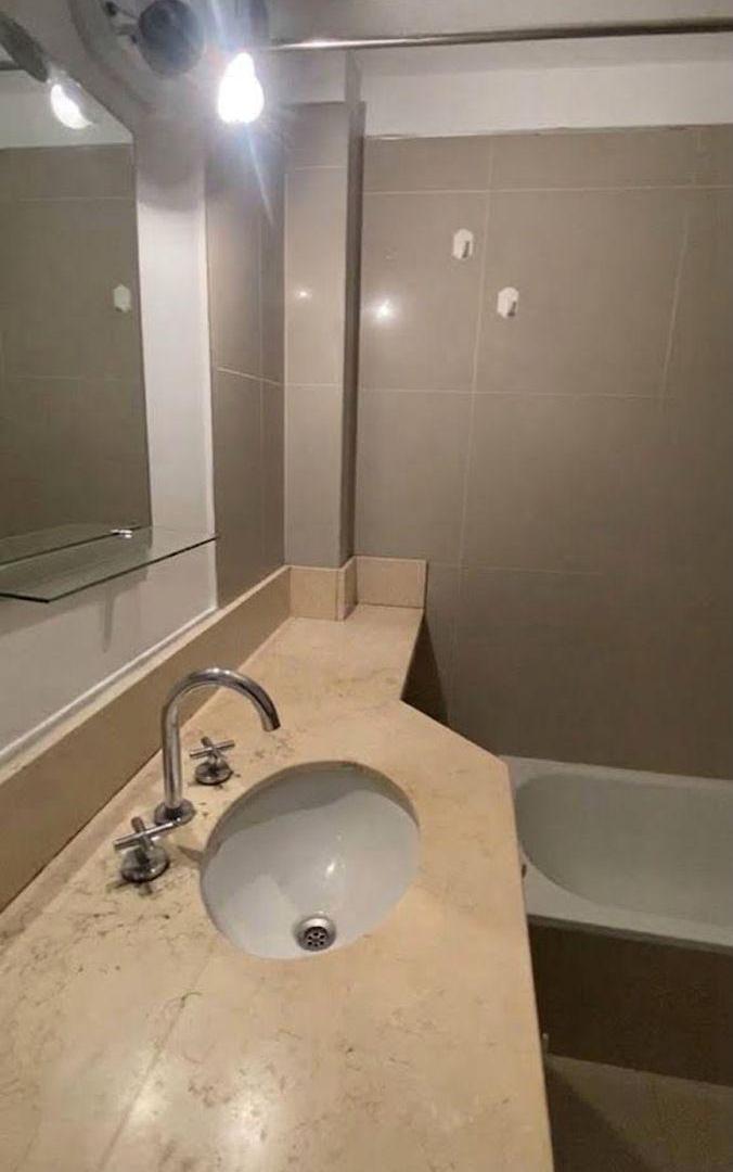 Foto de Venta departamento de 3 ambientes apto profesional en San Isidro, imagen 4