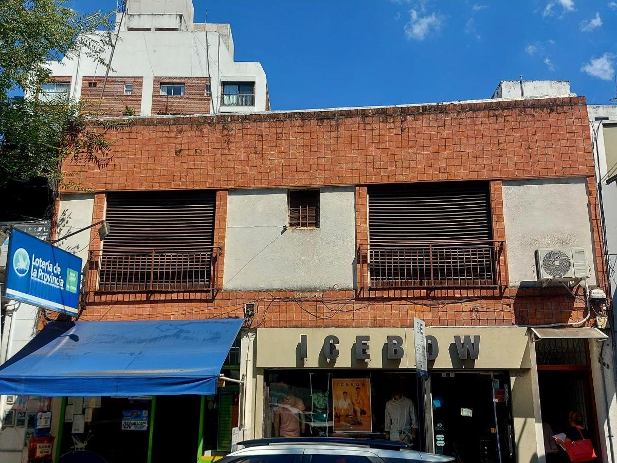 Foto de 2 locales con casa arriba en el centro de San Isidro, imagen 2