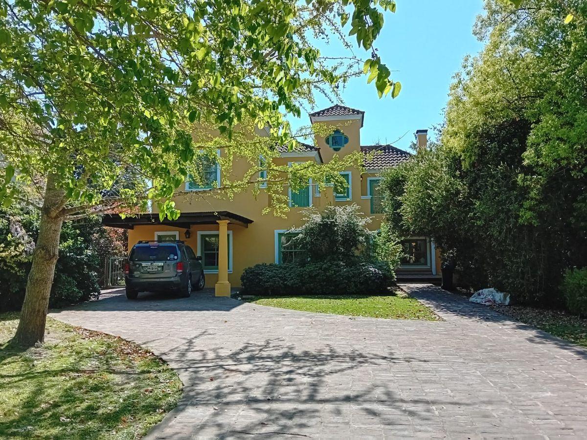 Foto de Casa en venta en La Peregrina club de Campo Pilar, imagen 1