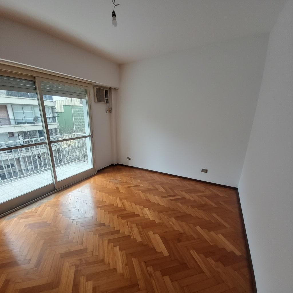 Foto de Excepcional Semipiso de 4 Ambientes al Frente con Cochera a mts. de, imagen 5