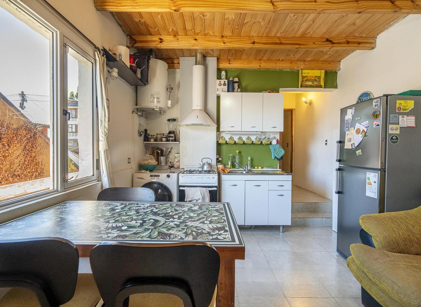 Foto de Casa a la venta con 4 unidades funcionales, Ideal inversión, Bariloche, imagen 1