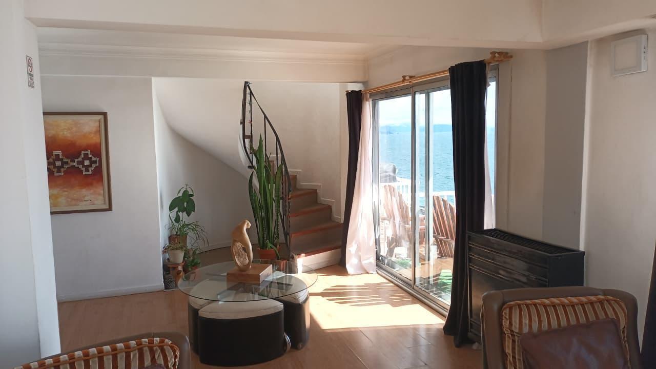 Foto de Venta Departamento Duplex 4amb con dependencia, Bariloche, Argentina, imagen 5