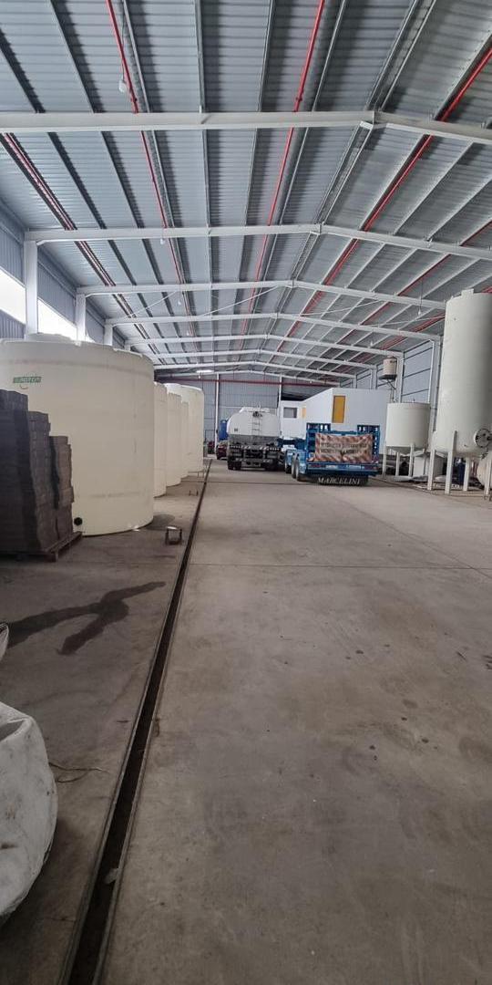 Foto de VENTA planta Industrial c/ oficinas Polo 52 ESCRITURA estrenar lista, imagen 2