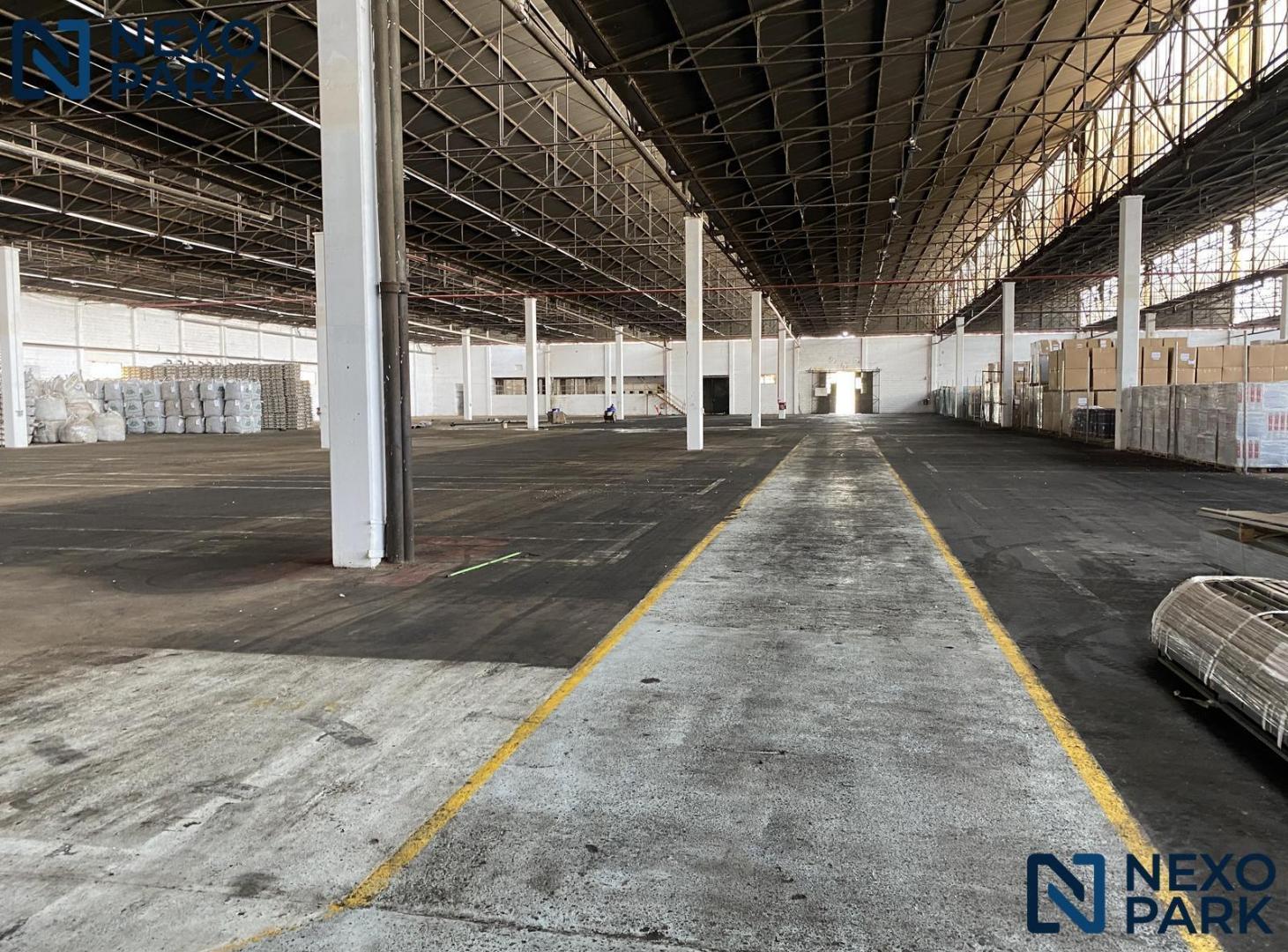 Foto de ALQUILER Galpón en Parque Industrial - Ferreyra - Seguridad 24hs, imagen 1