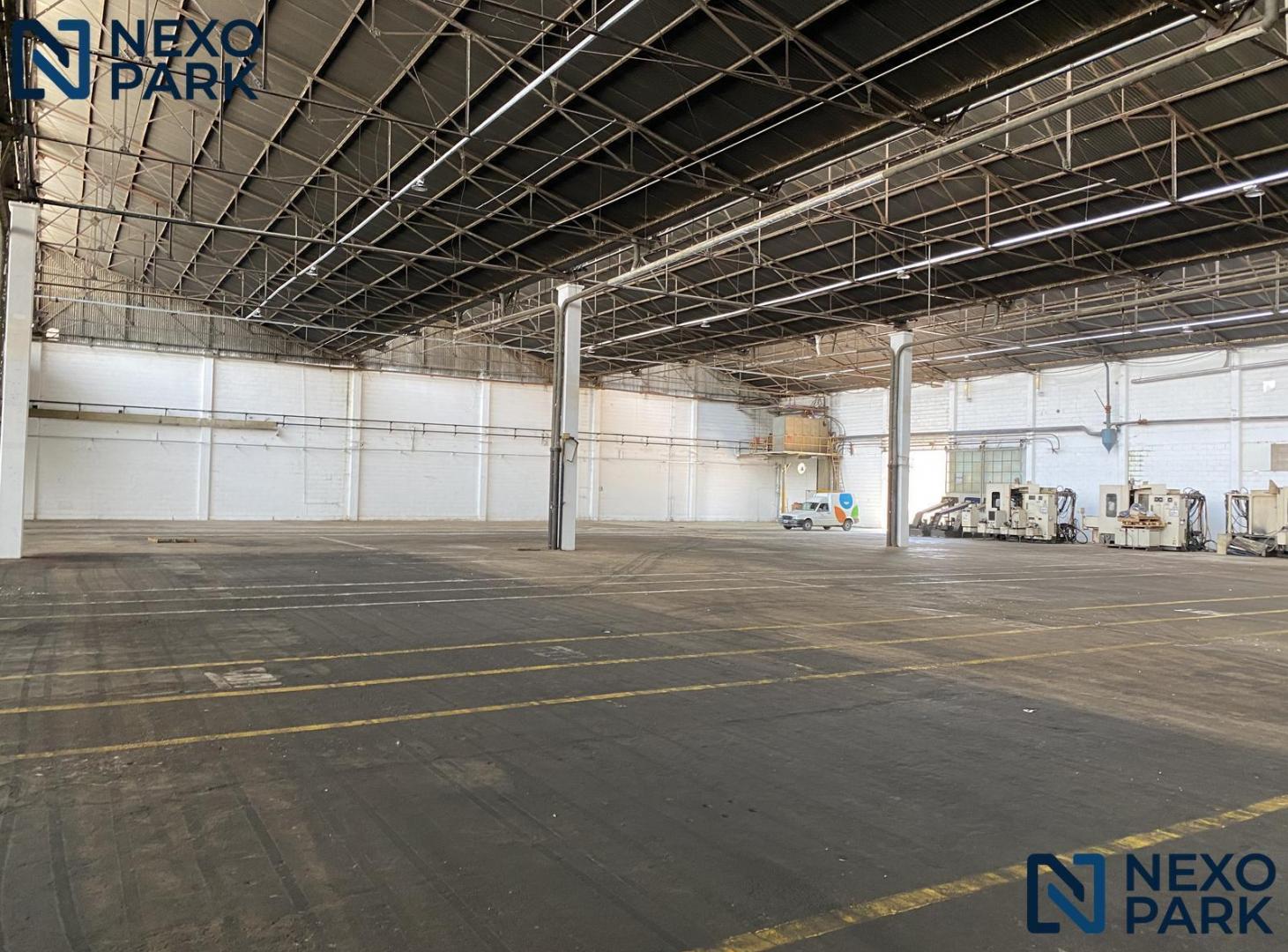 Foto de ALQUILER Galpón en Parque Industrial - Ferreyra - Seguridad 24hs, imagen 3