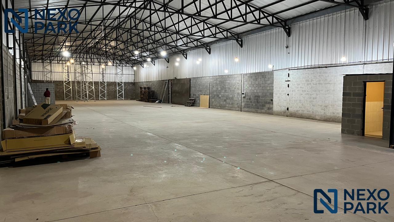 Foto de ALQUILER Depósito MENDIOLAZA 750 m2 Oficina Seguridad TODO RUBRO, imagen 4