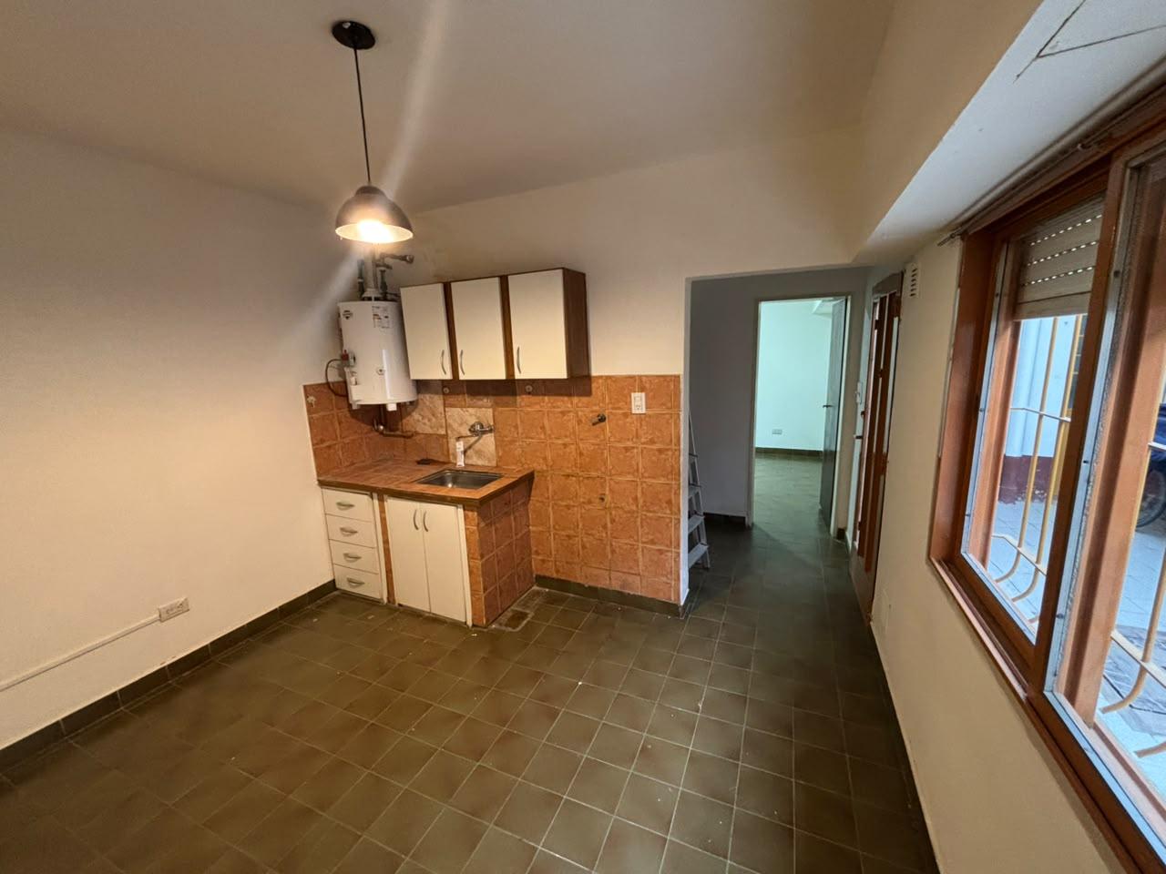 Foto de Se alquila departamento 2 ambientes, Ciudad de Cipolletti, imagen 5