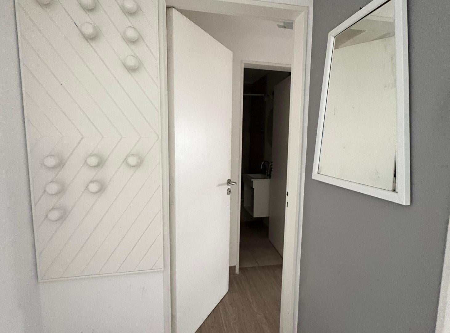 Foto de DUEÑO DIRECTO Alquiler departamento 2 ambientes, imagen 3