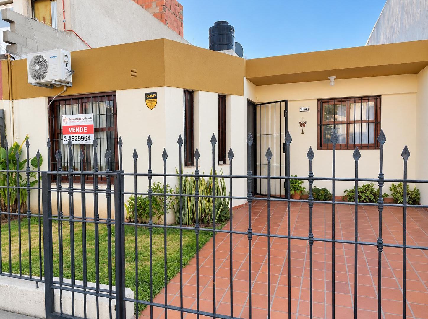 Foto de Casa PH en venta - Barrio Residencial San Roque, imagen 1
