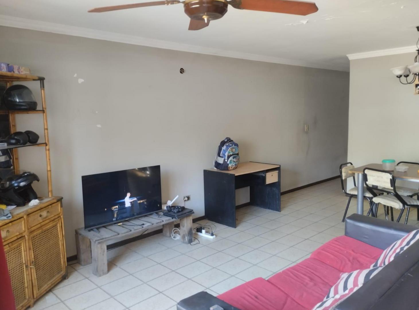 Foto de Casa 3D + Depto 2D con Entrada de Auto en Godoy Cruz - Ideal Inversores, imagen 5