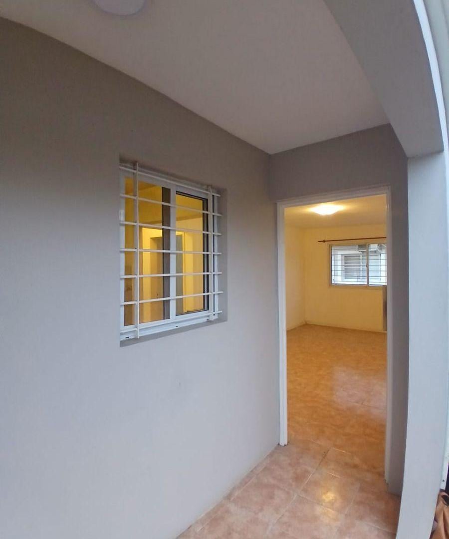 Foto de Departamento en Alquiler en Planta alta 1° piso de 2 ambientes. 36 m2, imagen 1