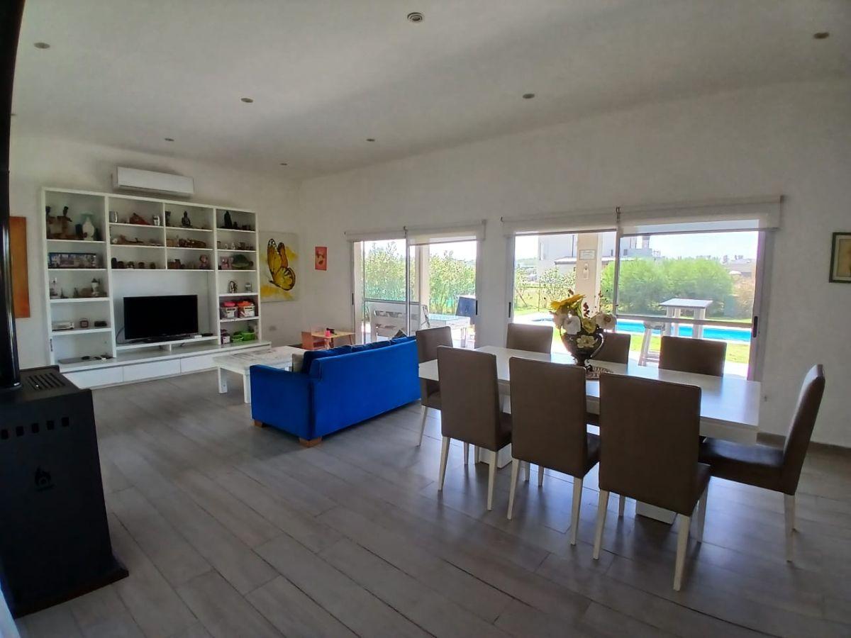Foto de Casa de 766 m² con 3 dormitorios en venta en Barrio Privado el Ensueño, imagen 3