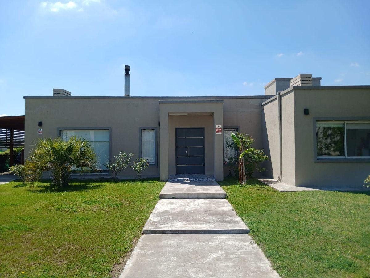 Foto de Casa de 766 m² con 3 dormitorios en venta en Barrio Privado el Ensueño, imagen 1