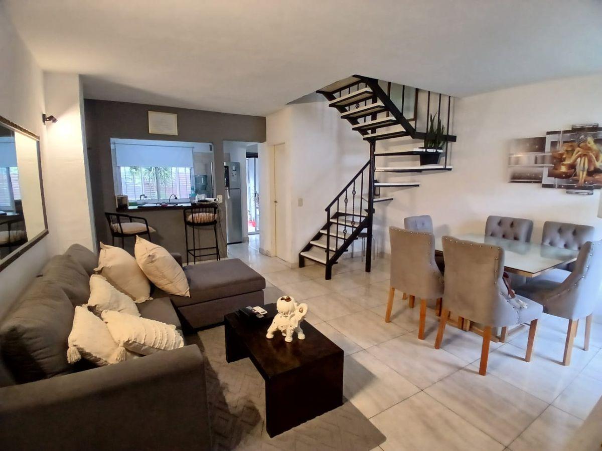 Foto de Dúplex en venta de 3 Dormitorios con Pileta y Galería – Barrio Parque, imagen 4