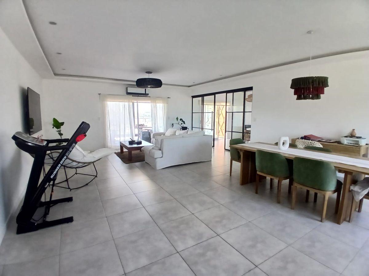Foto de Casa en una planta con pileta y galería. Barrio El Ensueño · Ingeniero, imagen 5