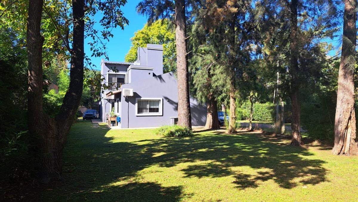 Foto de Casa en VENTA de 2 dorm. 2 plantas con amplio parque. APTO CREDITO, imagen 3