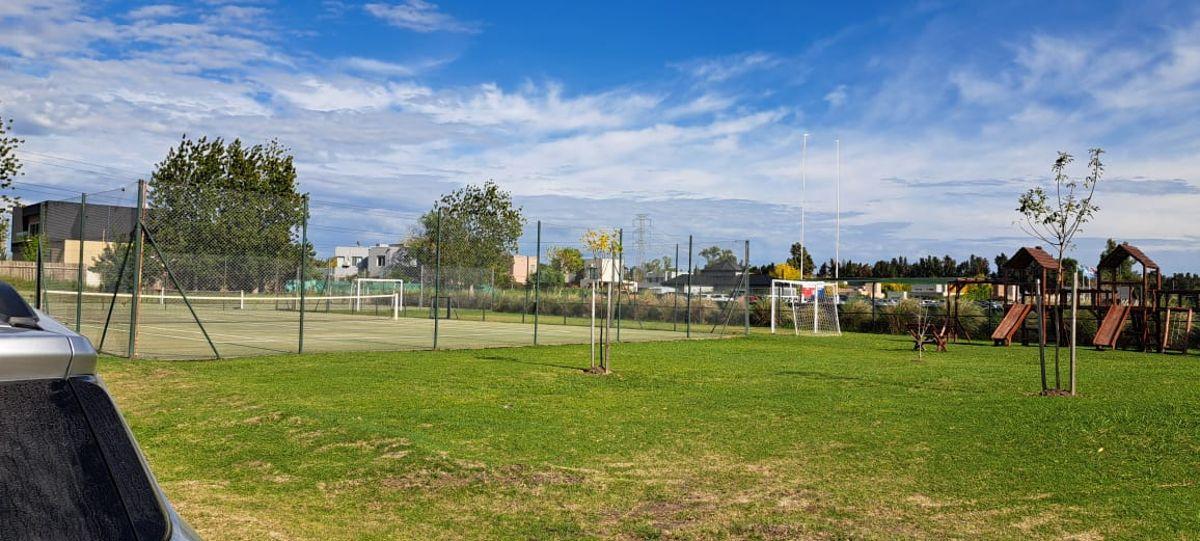 Foto de Lote en venta, interno de 700 m² en venta | Barrio Privado Manuel, imagen 1