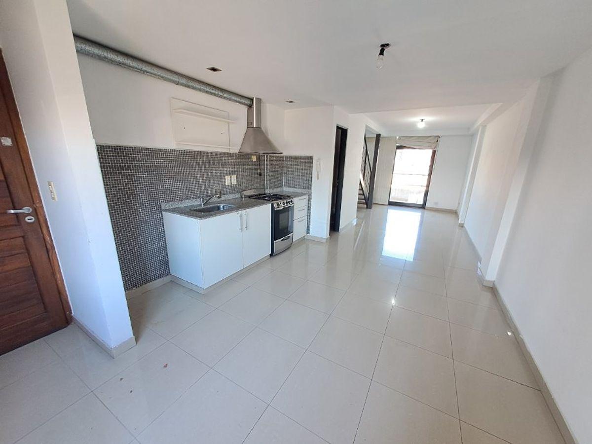 Foto de DEPTO 2 AMB TIPO LOFT EN VENTA QUILMES CENTRO, imagen 1