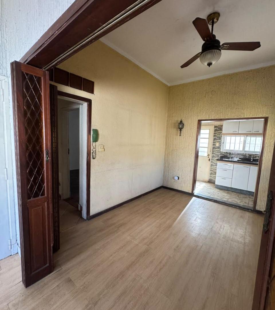 Foto de Hermoso PH de 3 dormitorios con jardín, galería y garage en excelente, imagen 5