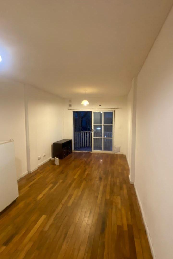Foto de Oportunidad en Flores | Lindo Monoambiente al Frente con Balcón, imagen 1