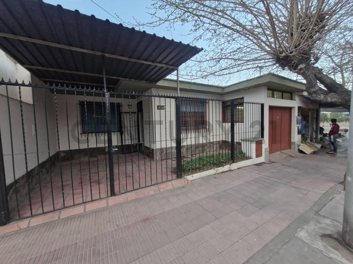 Foto de CASA EN VENTA B° INFANTA 3DORM, imagen 3