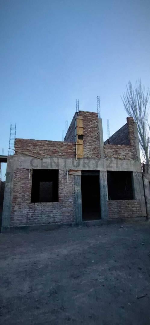 Venta Duplex Tres Dormitorios. Maipú.