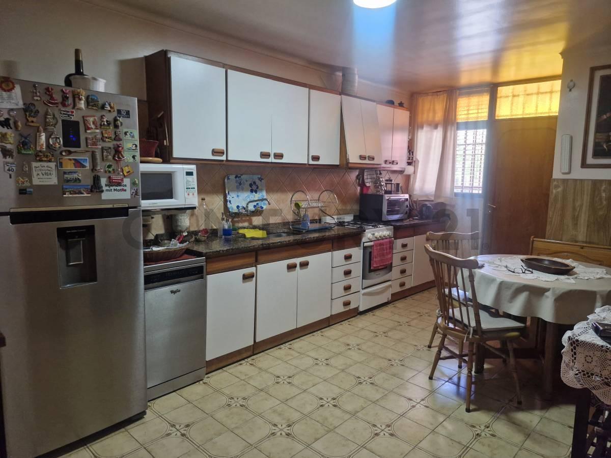 Foto de CASA EN VENTA C/PILETA VILLANUEVA, imagen 5
