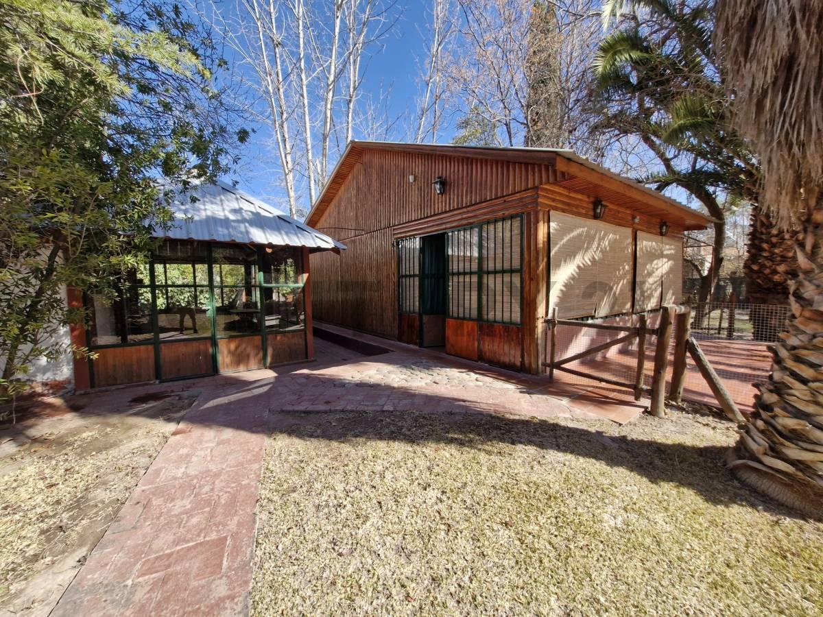 Foto de CABAÑA CON PILETA Y GRAN PARQUE EN VENTA, imagen 2