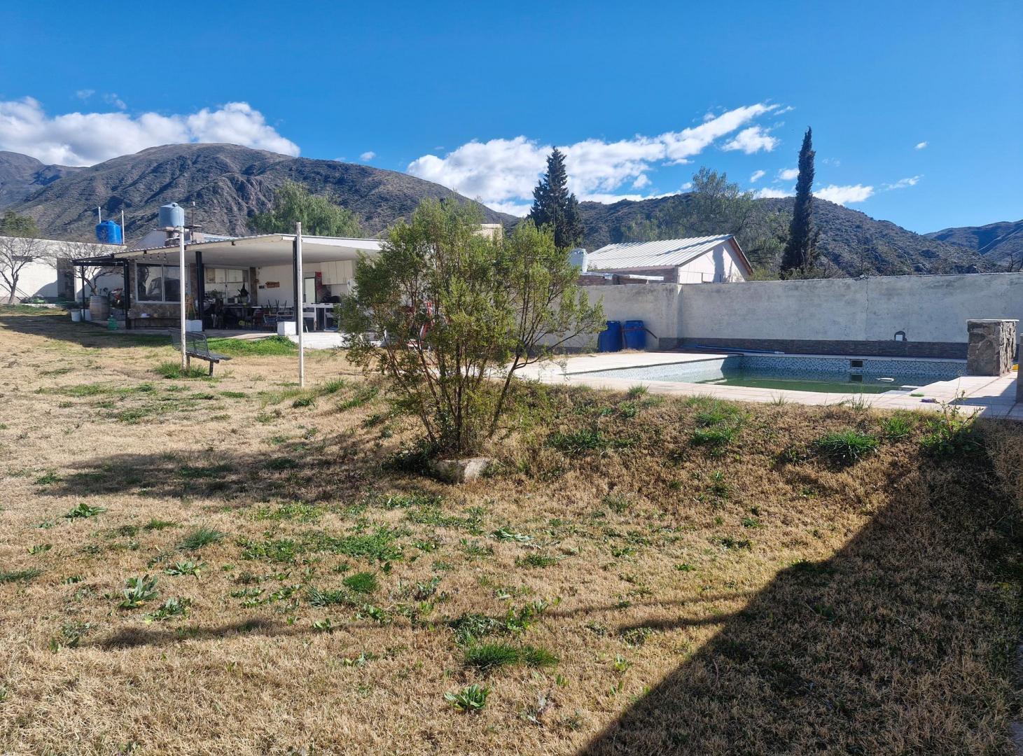 Foto de QUINCHO CON PILETA EN VENTA CHALLAO, imagen 4