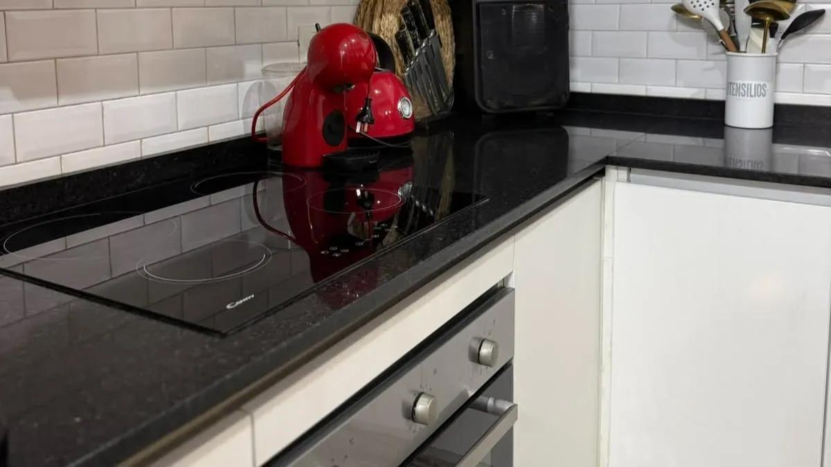 Foto de MONOAMBIENTE En Venta, 60 Metros.!!! Amplio Divisible Con Patio Privado, imagen 4