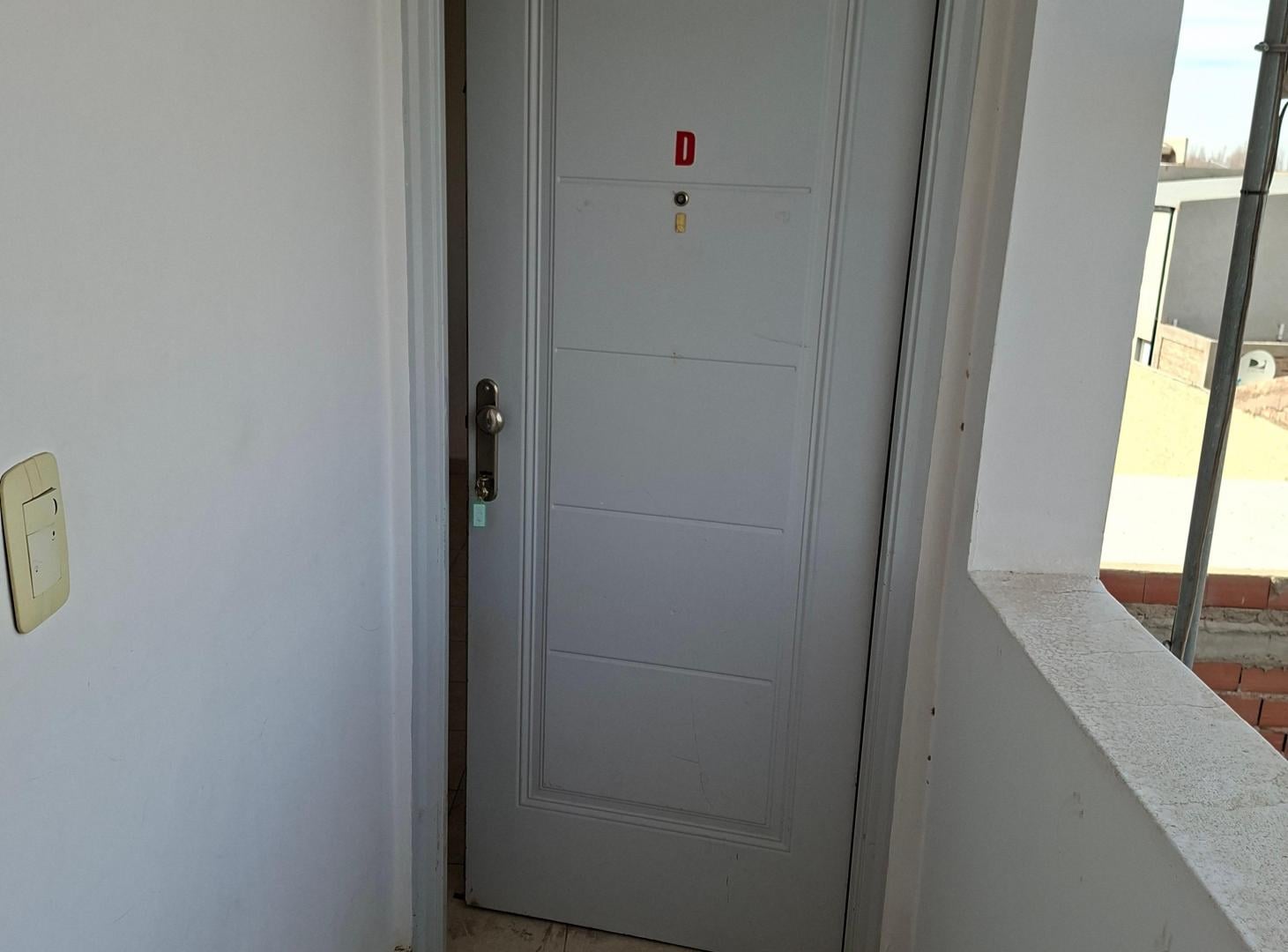 Foto de VENTA DPTO CENTRICO PLOTTIER, imagen 4