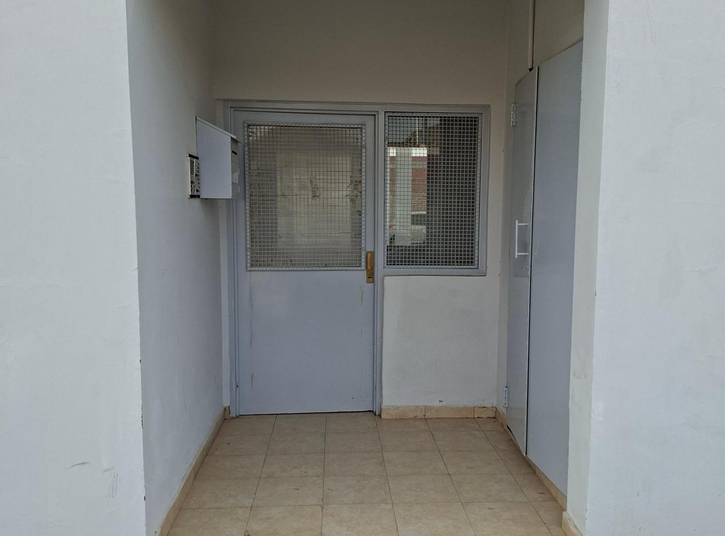 Foto de VENTA DPTO CENTRICO PLOTTIER, imagen 2