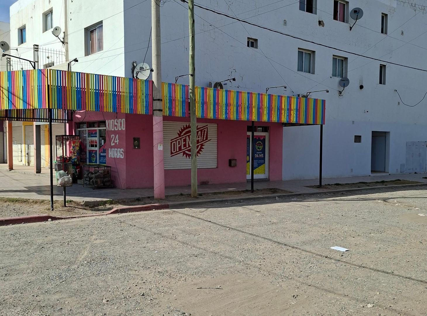 Foto de VENTA DPTO CENTRICO PLOTTIER, imagen 1