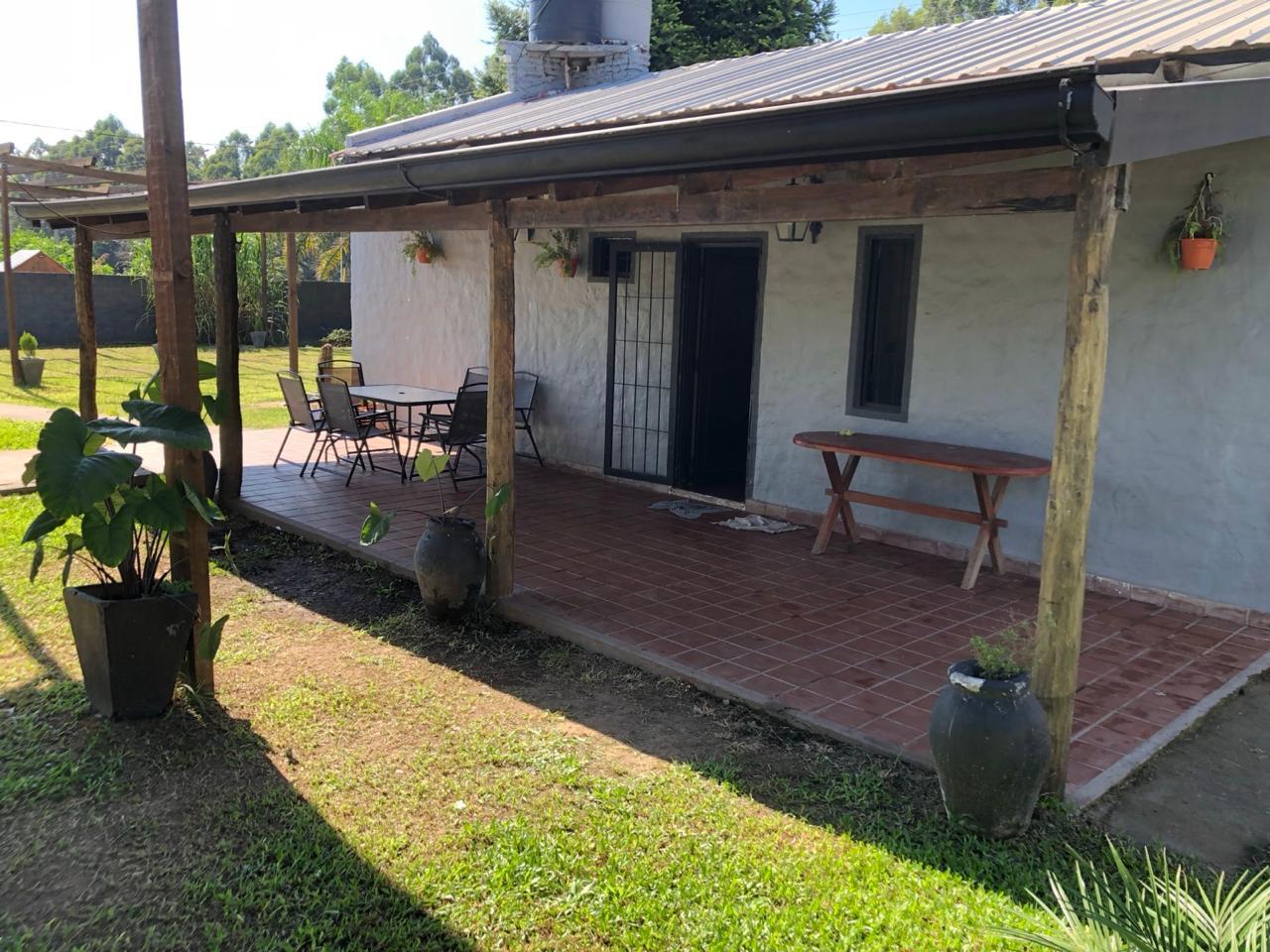 Foto de Venta de casa esquina con quincho y pileta, imagen 4