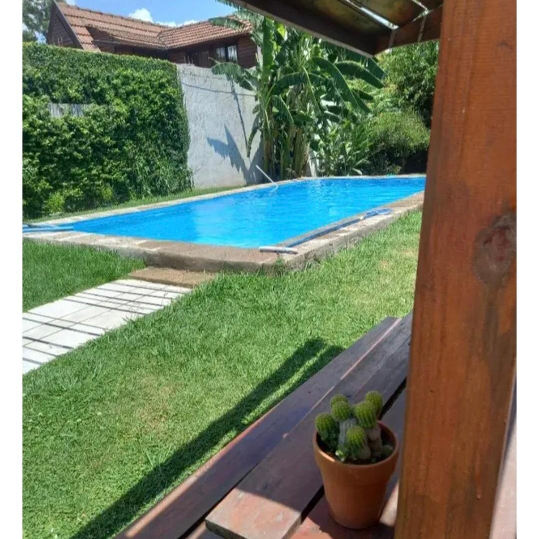Foto de Propiedad en Doble Lote de Calle a Calle: 1 o 2 Casas con Piscina y, imagen 1